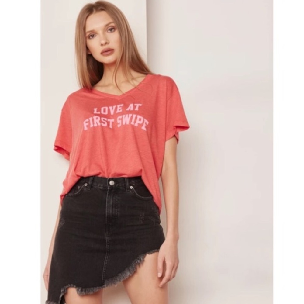 NWT Wildfox Tinder Keep Swiping tee!